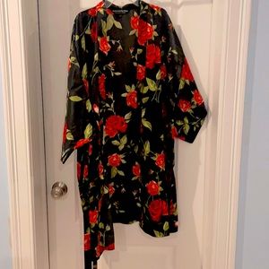Alexander Del Rossa Black & 🌹 Printed Satin Robe